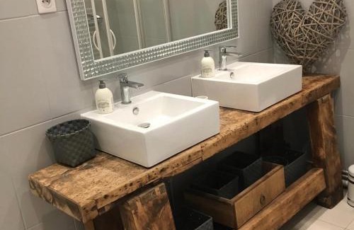Luxeuil-les-Bains Appartement | Valentin
