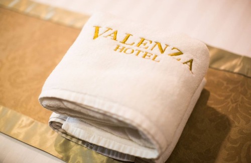 Seputeh Hôtel | Valenza Hotel & Cafe