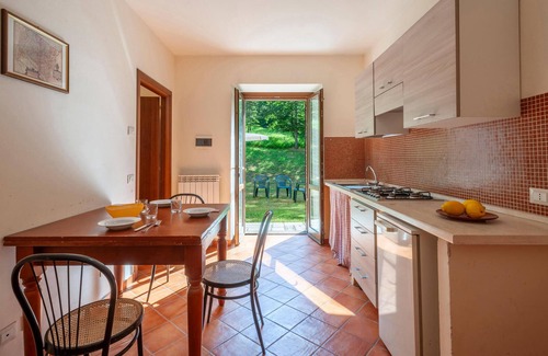Apecchio Appartement | Valguerriera 7- Rosa Rossa