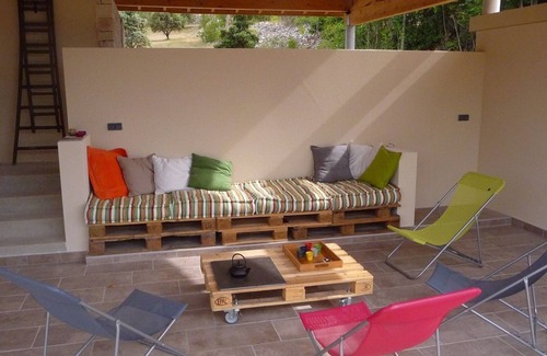 Saint-Maurice-d'Ibie Maison | Gîte dans village de caractère. Jardin, terrasse, rivière, proche du Pontd’Arc