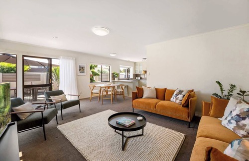 Mount Maunganui Maison | Valley Rd Vibes in Mt Maunganui