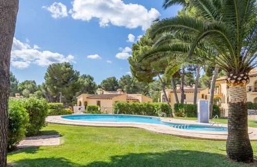 El Tesoro Appartement | Valley View Apartment - beautiful shared gardens, 2 large pools walk to Moraira