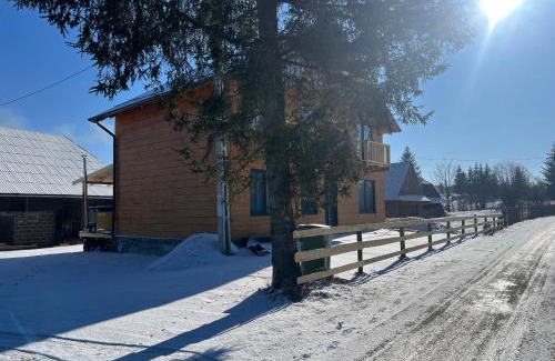 Risca Maison | Valley View Cabin