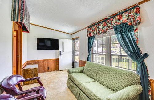 Bridgeport Maison | Valley View Lodge Rural Home in Bridgeport!