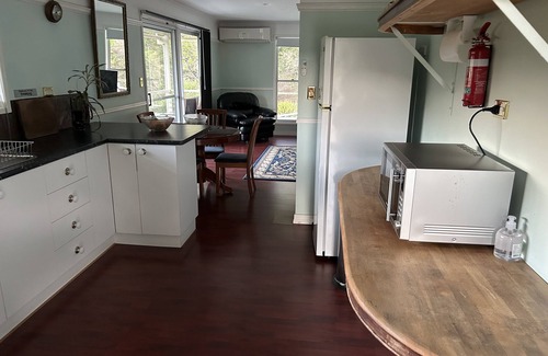 Ocean View Cottage | Valley View