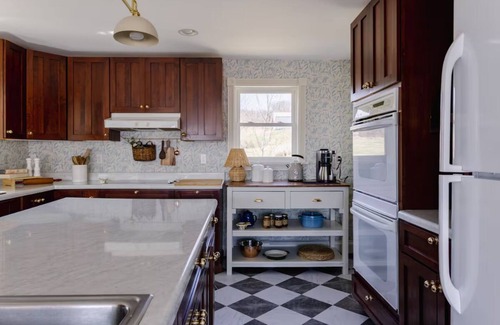 Durham Maison | Valley VIEWS! Hot tub, Game Room, Acres to Roam!