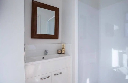 Hira Appartement | Valley Views - rural studio unit