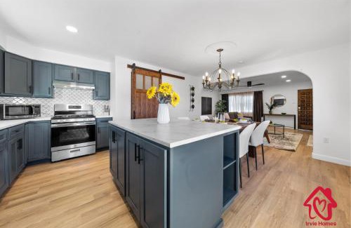 North Valley Maison | ValleyVibe: Modern Comfort in North Valley - an Irvie Home