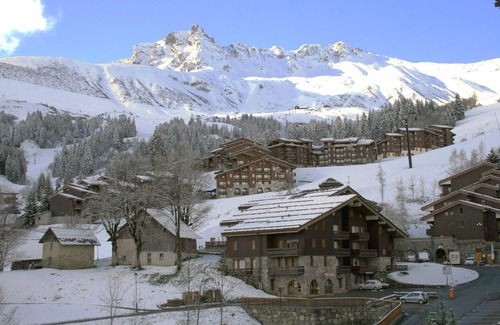 Les Avanchers-Valmorel Appartement | Valmorel appart.( 4 pers. 30 m2 ) retour skis aux pieds .Terrasse avec porche.