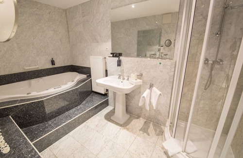 Serrahn Hôtel | Van der Valk Golfhotel Serrahn