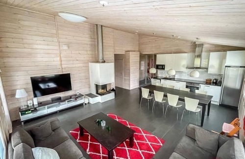 Yllas Maison | Vanamoinen by Interhome
