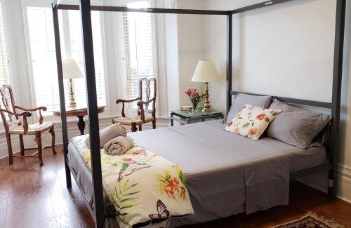 Central Maison | Vancouver Hideaway Guesthouse