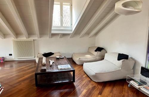 Como City Centre Appartement | Vanessa's Art Rooftop