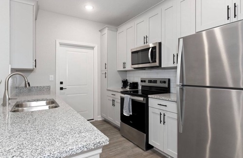 Newberry Appartement | Vanguard 1BD 9 - One Bedroom Apartment, Sleeps 2