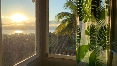 Sao Francisco da Praia Appartement | Varanda Suspensa em São Sebastião.