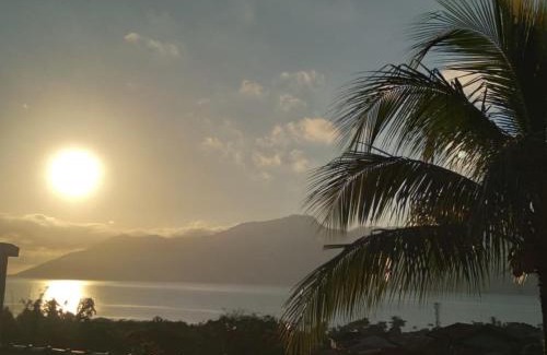 Sao Francisco da Praia Appartement | Varanda Suspensa em São Sebastião.
