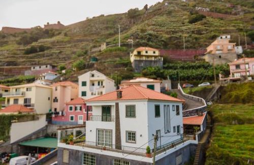 Camara de Lobos Maison | Varandas da Caldeira by Madeira ReAL