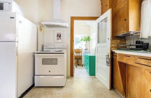 Vashon Island Maison | Vashon view home, pets ok, 5 min walk beach/coffee