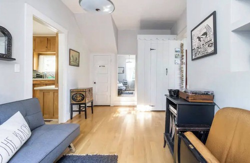 Vashon Island Maison | Vashon view home, pets ok, 5 min walk beach/coffee