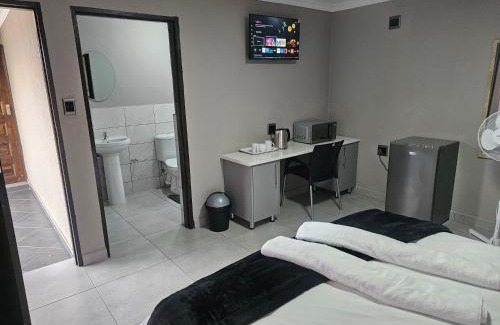 Sterkrivier Maison | Vation Nation Guest House