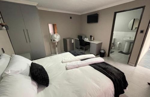 Sterkrivier Maison | Vation Nation Guest House