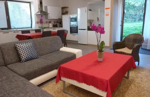 Tahanovce Appartement | Veľký apartmán v rodinnom dvojdome, Free Parking