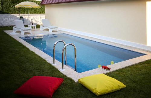 Yaniklar Villa | Vega Villalari