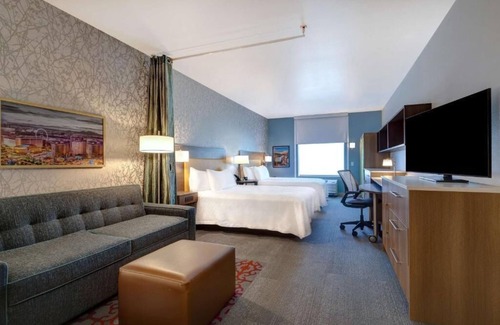 Centennial Hills Hôtel | Vegas Comfort! Free Breakfast, Kitchen, Outdoor Pool, Pet-friendly!