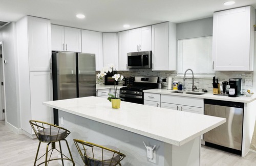 Whitney Maison | Vegas Oasis with Private Hot Tub and Pool - Near the Strip