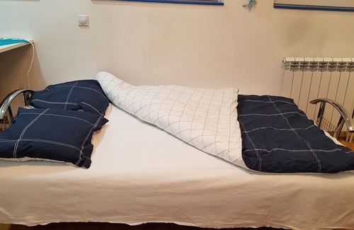 Centar Appartement | La maison de Veki est un studio de 30 m2 situé dans le centre de Skopje.