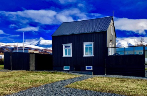 Grenivik Appartement | Vellir Grenivík Home with a View
