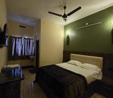 Mettupalayam Hôtel | Vels Grand Inn