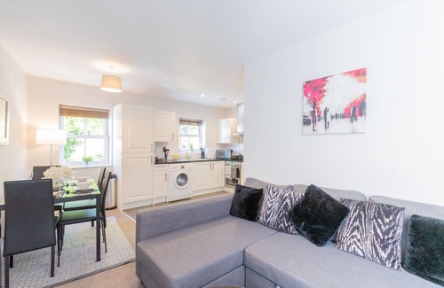 Hoddesdon Appartement | Appartement-Salle de bain privée séparée-Vue ville