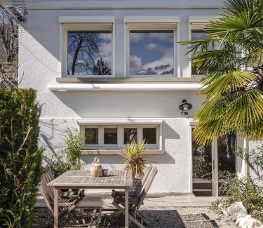 Cessenaz Appartement | Venez Chez Vous - Aux Premières Loges Appartement Pieds dans l'eau