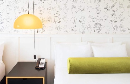Venice Hôtel | Venice Beach Base w/Balcony | Free Breakfast | Rooftop Lounge | 3 Units