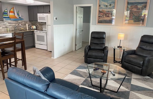 Venice Villa | Plan d'étage ouvert - vierge / récemment rénové