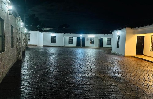 Thohoyandou Appartement | Venice Royal Lodge