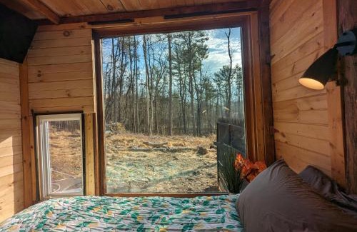Leeds Autre | Venster Your window to the wilderness