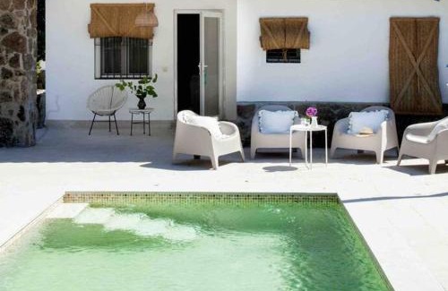 Mejorada Maison | Venta Viñas, finca privada en la naturaleza, con piscina