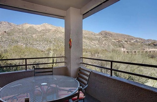 Tucson Copropriété | Ventana Canyon Luxury Condo - Panoramic Mtn Views, 2000 per month June - Aug
