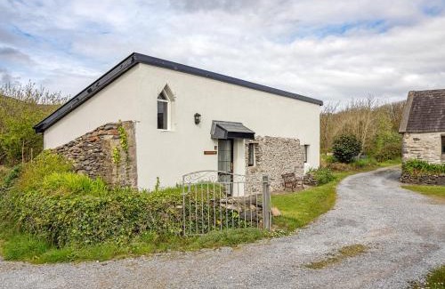 Ventry Maison | Ventry Farm - The Parlour Cottage by Trident Holiday Homes
