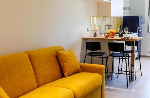 Oliveri Appartement | VentunoDodici Oliveri Apartments