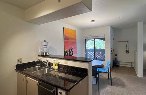Tucson Copropriété | Veranda at Ventana Adorable top floor 1-bedroom condo, Dog friendly