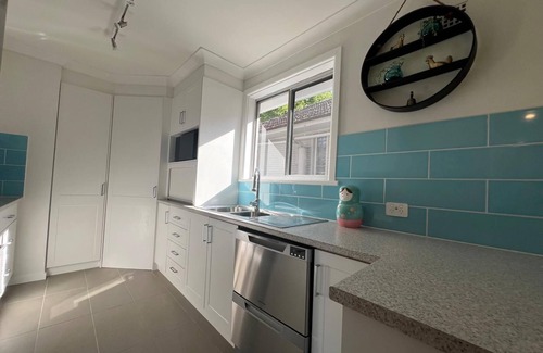 West Pennant Hills Maison | Verandah @ West Pennant Hills with Kingsize Bed and off street parking