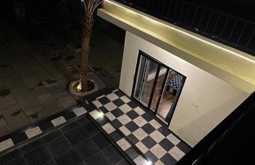 Medchal Maison | Verdant gem