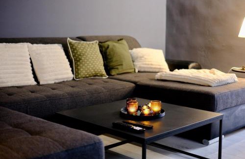 La Celle-sous-Gouzon Appartement | Verneuil - Ciné Room