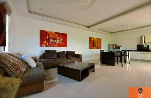Rawai Villa | Très Belle Villa Moderne PISCINE PRIVÉE , 3 CH, 3 SDB , Tout Près Des Plages..