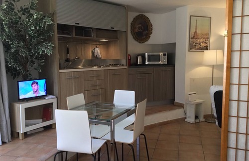 Zona XXVIII Tor de' Cenci Appartement | Open Space Apartment à 10min de l'aéroport de Ciampimo