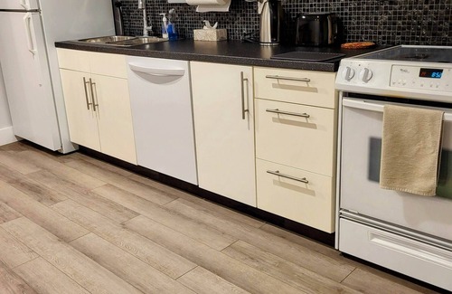 Brampton Appartement | Very clean, comfortable, spacious 2 bdr basement apartment in central location