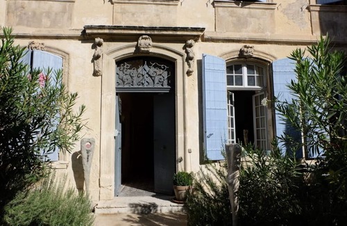 Tarascon Appartement | Studio indépendant très confortable de 30 m2, dans une maison du 18ème siècle
